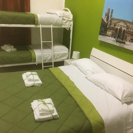 Al Centro Guest house *